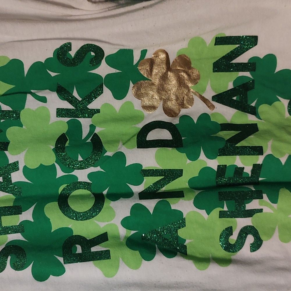 St Patty's top NWOT - Picture 2 of 4